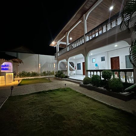 Pawikan Boutique Hotel Moalboal Exterior photo